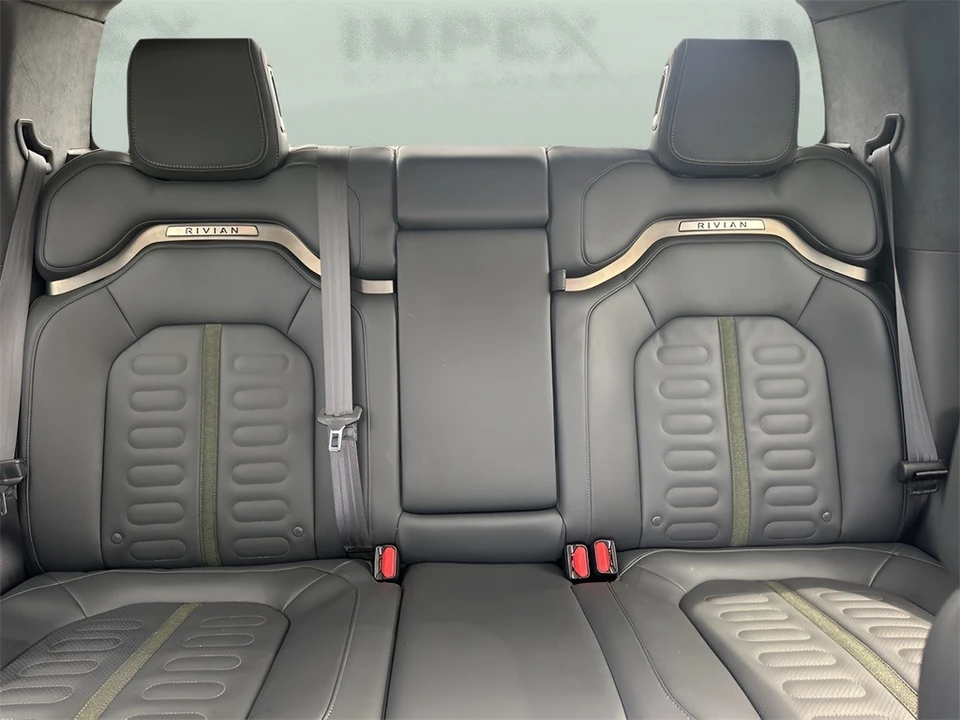 2022 Rivian R1T - Image 12 of 12