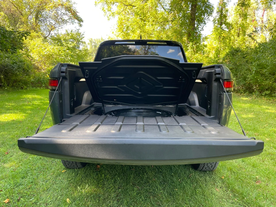 2022 Rivian R1T - Image 13 of 31