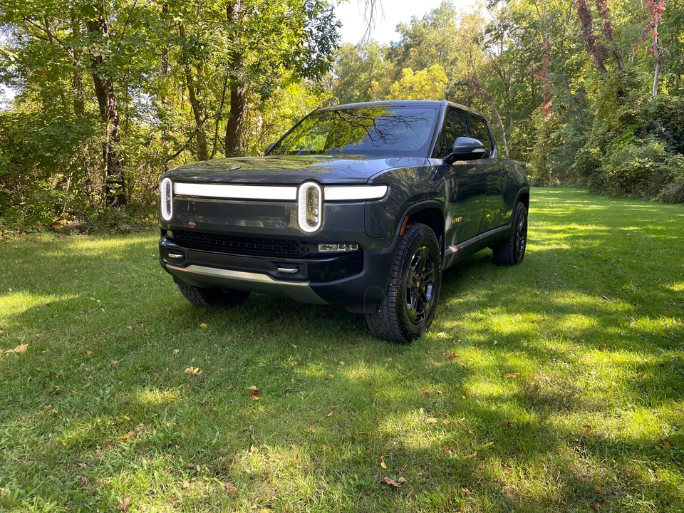 2022 Rivian R1T - Image 6 of 31