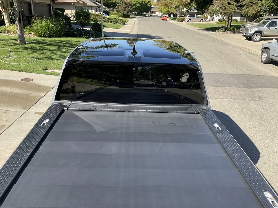 2022 Rivian R1T - Image 30 of 31