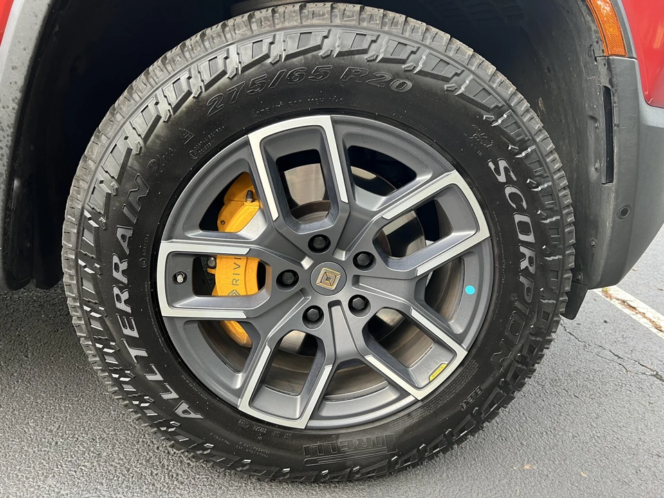 2022 Rivian R1T - Image 28 of 31