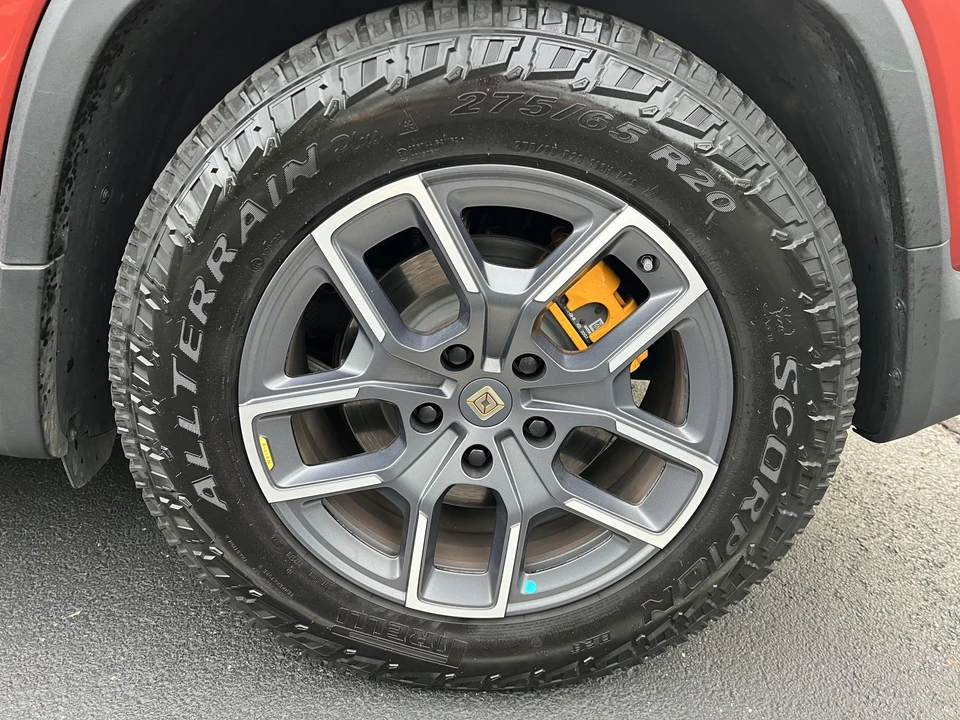 2022 Rivian R1T - Image 26 of 31