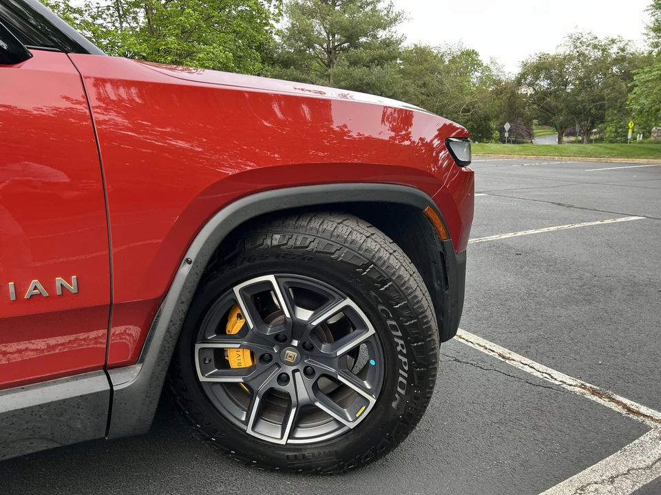 2022 Rivian R1T - Image 23 of 31