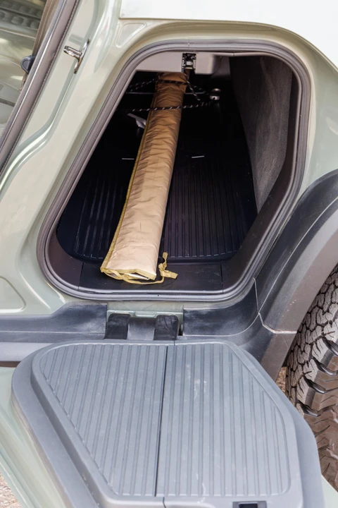 2022 Rivian R1T - Image 30 of 31
