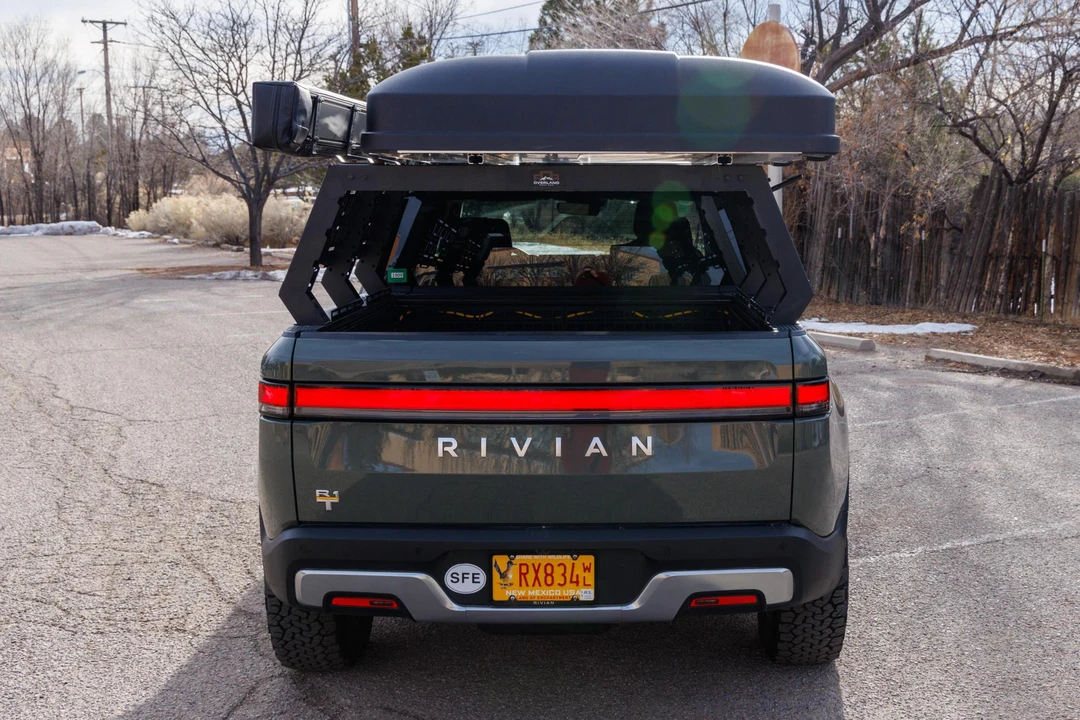 2022 Rivian R1T - Image 5 of 31