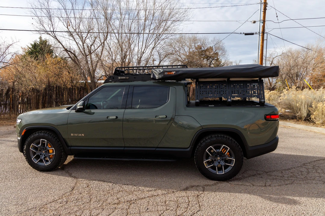 2022 Rivian R1T - Image 11 of 31