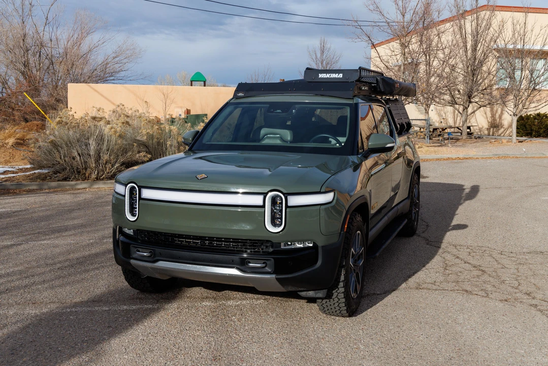 2022 Rivian R1T - Image 6 of 31
