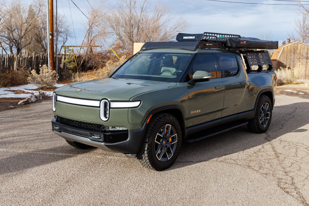 2022 Rivian R1T - Image 7 of 31