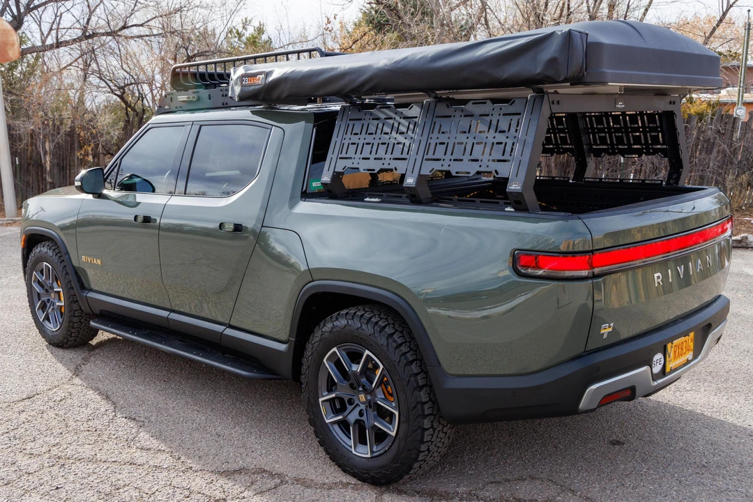 2022 Rivian R1T - Image 4 of 31