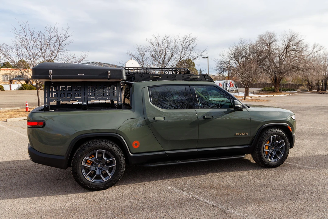 2022 Rivian R1T - Image 16 of 31