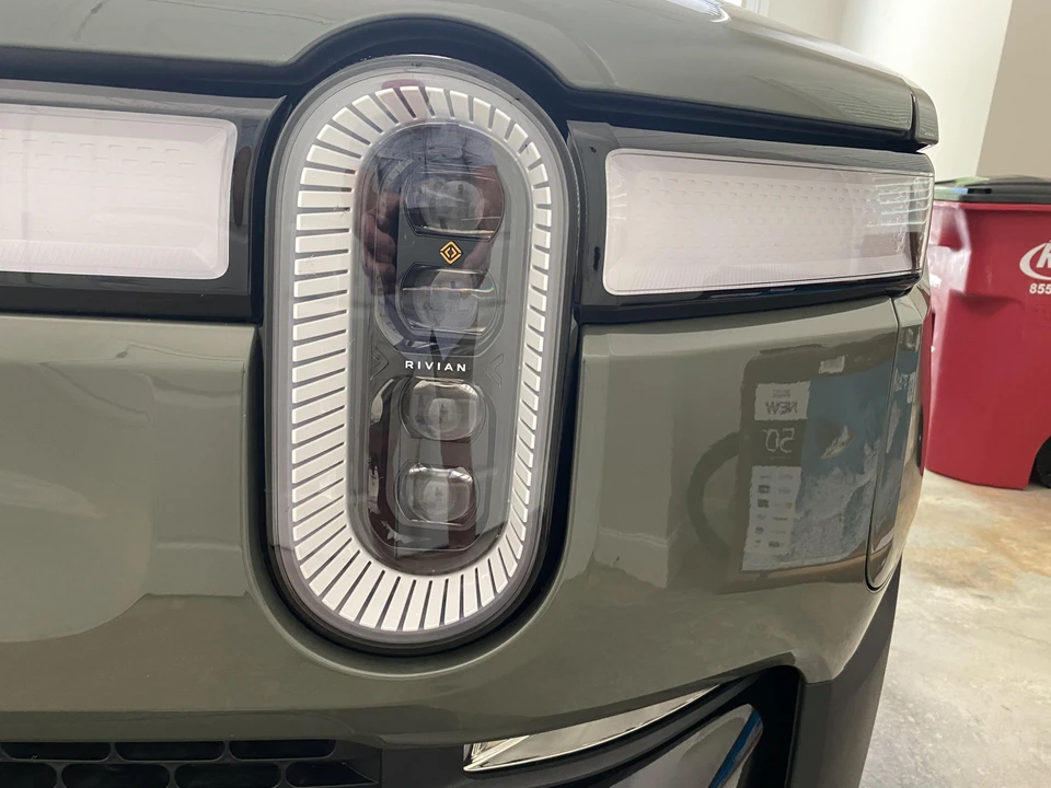 2022 Rivian R1T - Image 19 of 31