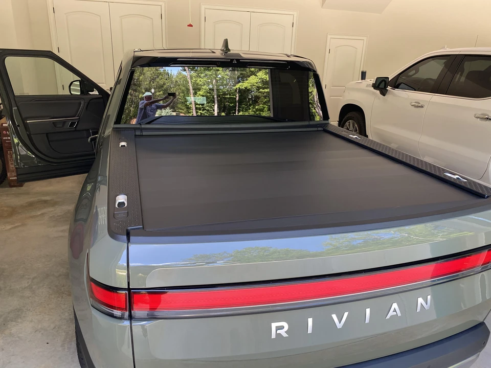 2022 Rivian R1T - Image 25 of 31