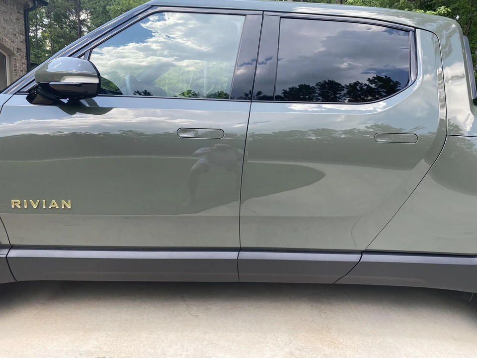 2022 Rivian R1T - Image 21 of 31