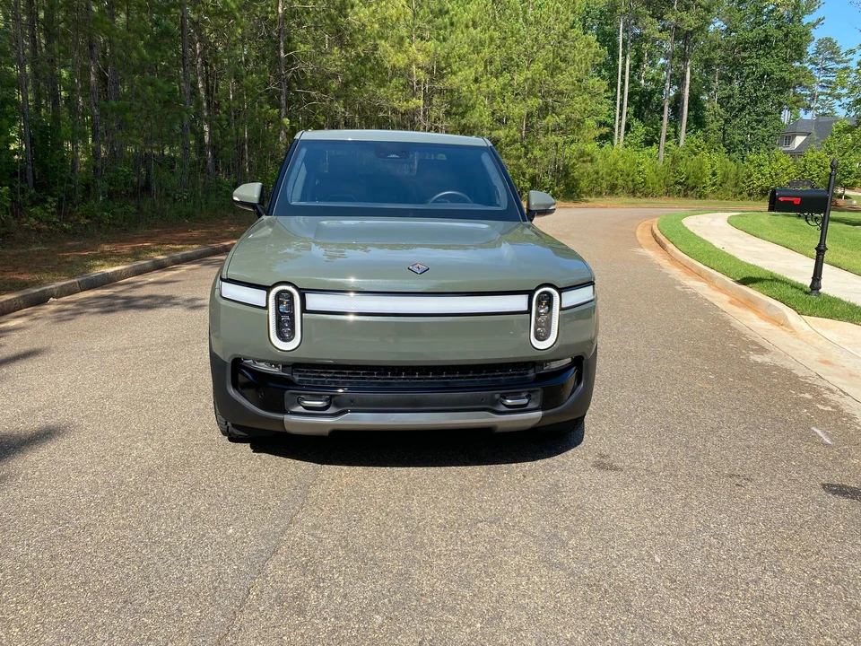 2022 Rivian R1T - Image 6 of 31