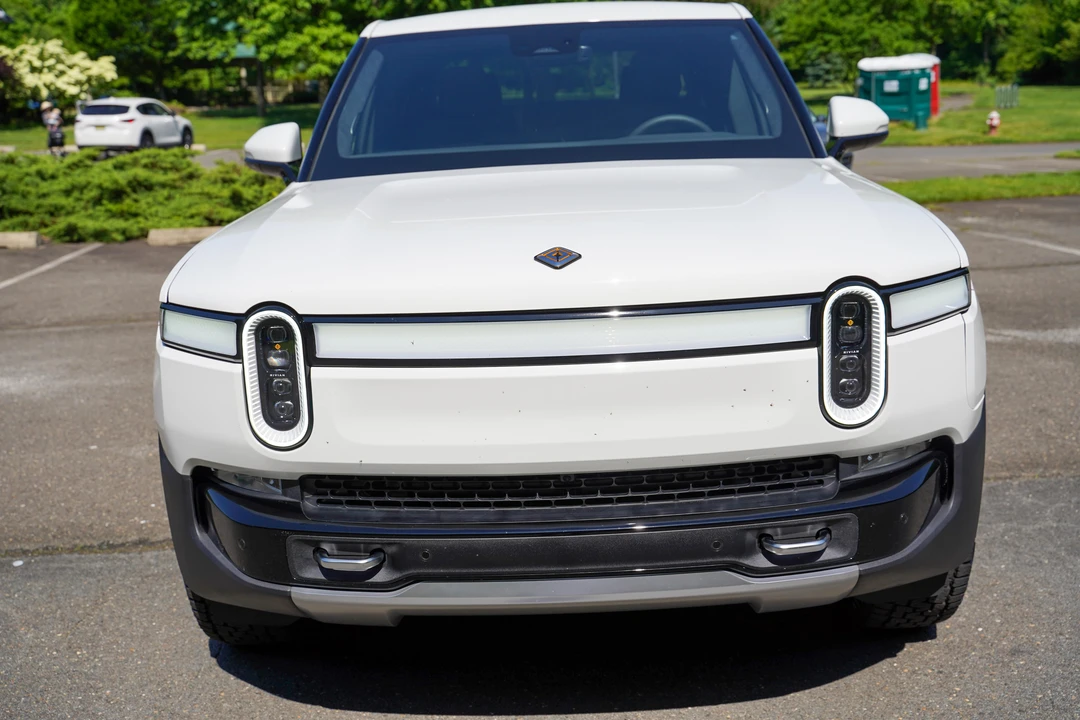 2022 Rivian R1T - Image 6 of 31