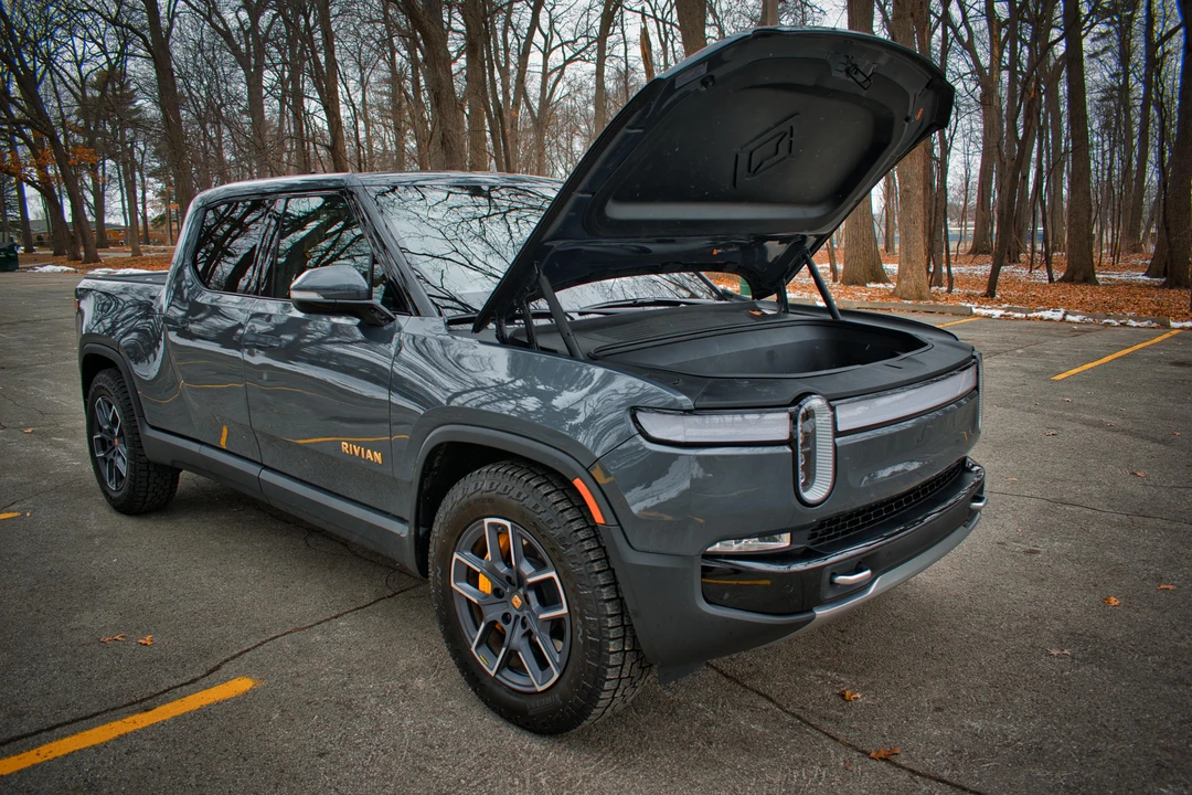 2022 Rivian R1T - Image 12 of 31