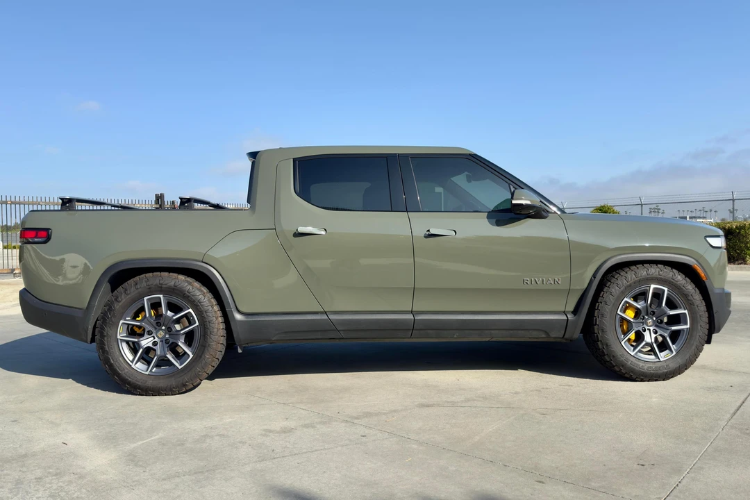 2022 Rivian R1T - Image 3 of 31
