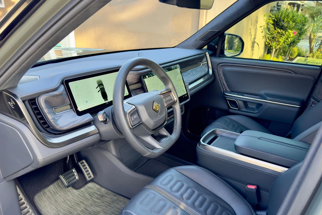 2022 Rivian R1T - Image 28 of 31