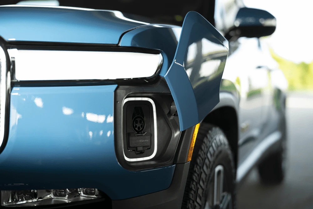 2022 Rivian R1T - Image 28 of 31