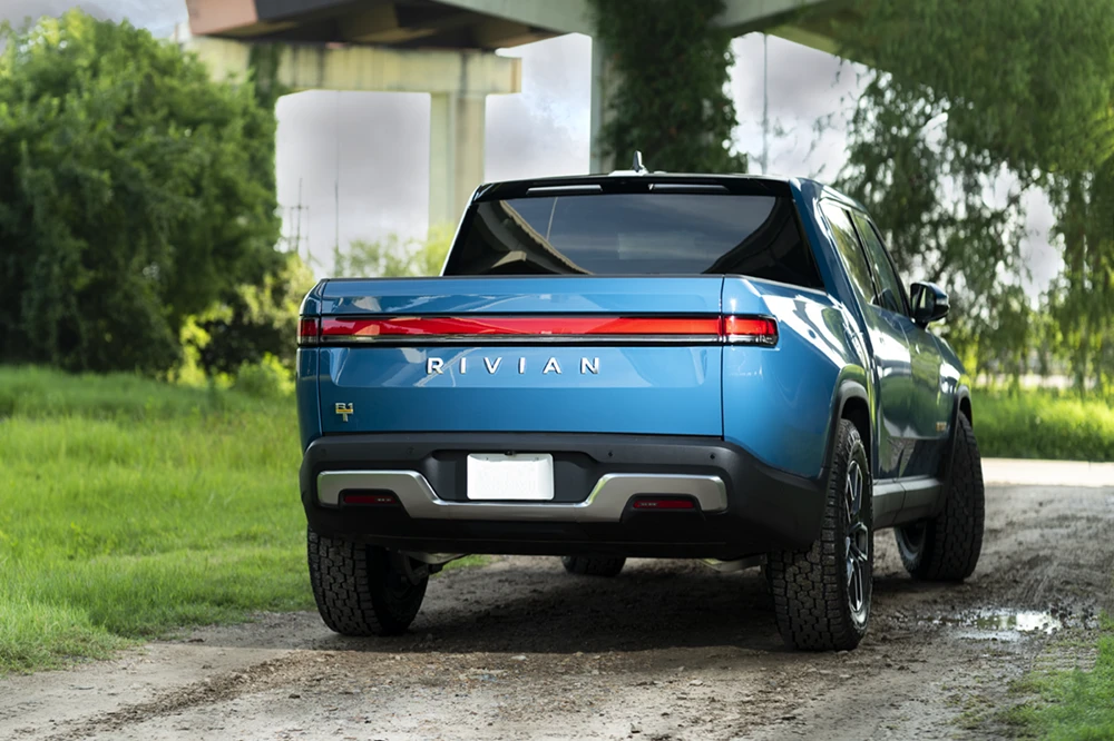 2022 Rivian R1T - Image 8 of 31