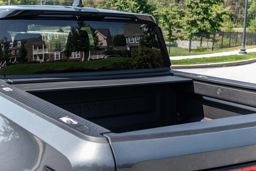 2022 Rivian R1T - Image 22 of 31