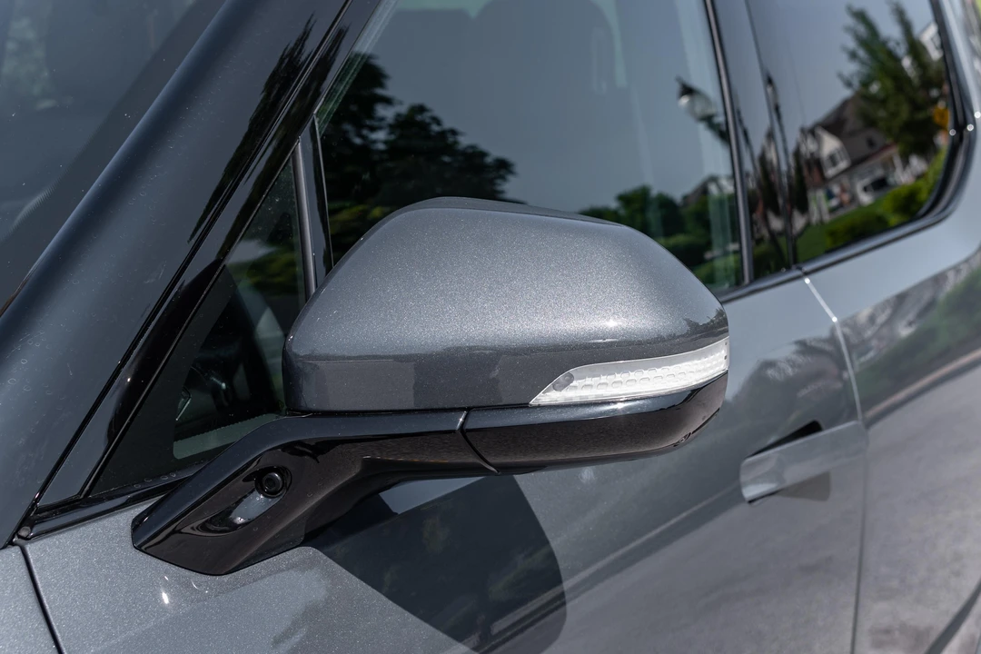 2022 Rivian R1T - Image 17 of 31
