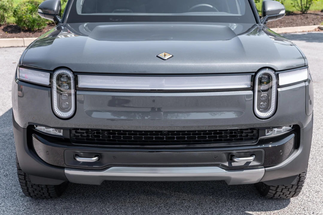 2022 Rivian R1T - Image 12 of 31