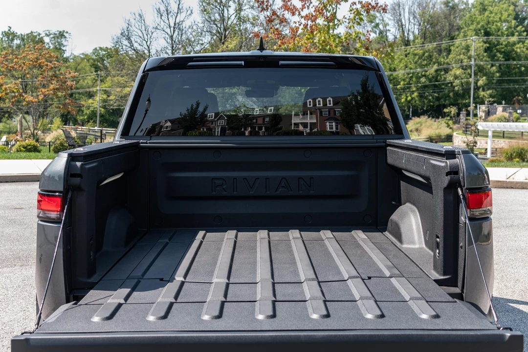 2022 Rivian R1T - Image 29 of 31