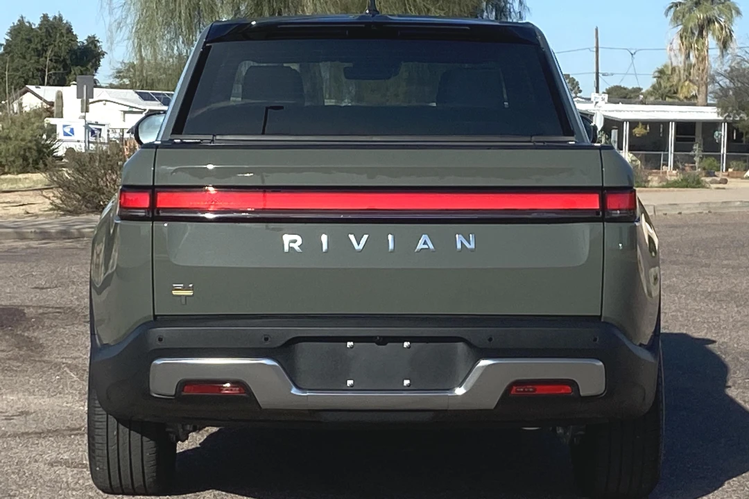 2022 Rivian R1T - Image 5 of 7