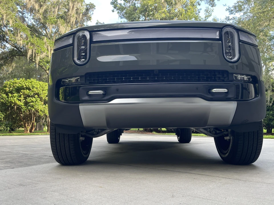 2022 Rivian R1T - Image 6 of 31