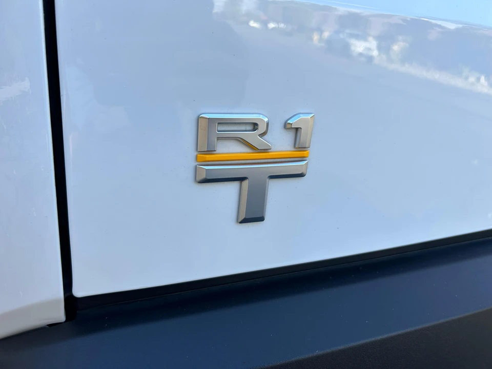 2022 Rivian R1T - Image 27 of 31