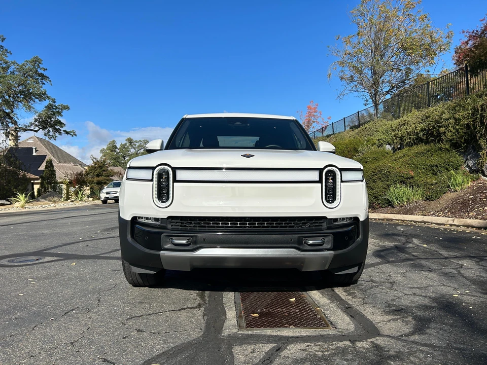 2022 Rivian R1T - Image 6 of 31