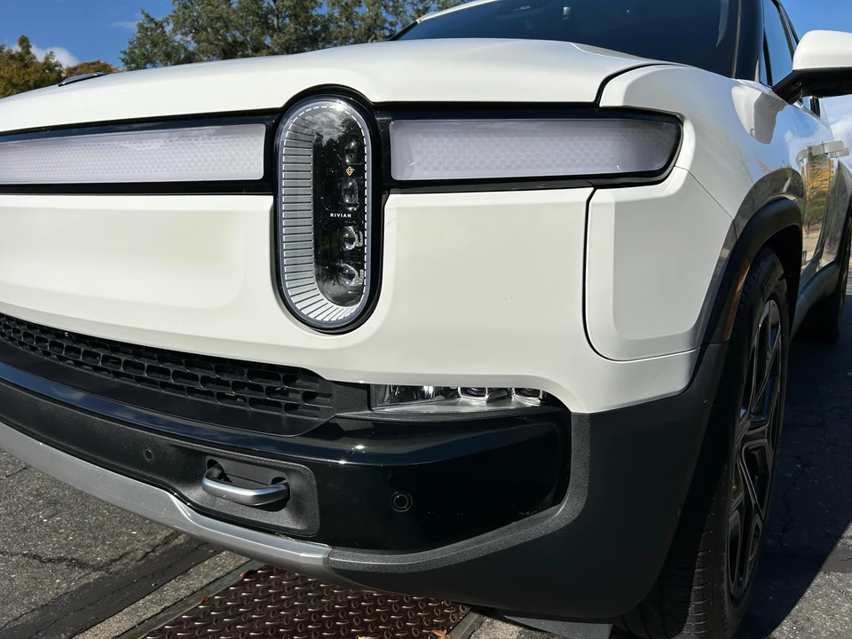 2022 Rivian R1T - Image 21 of 31
