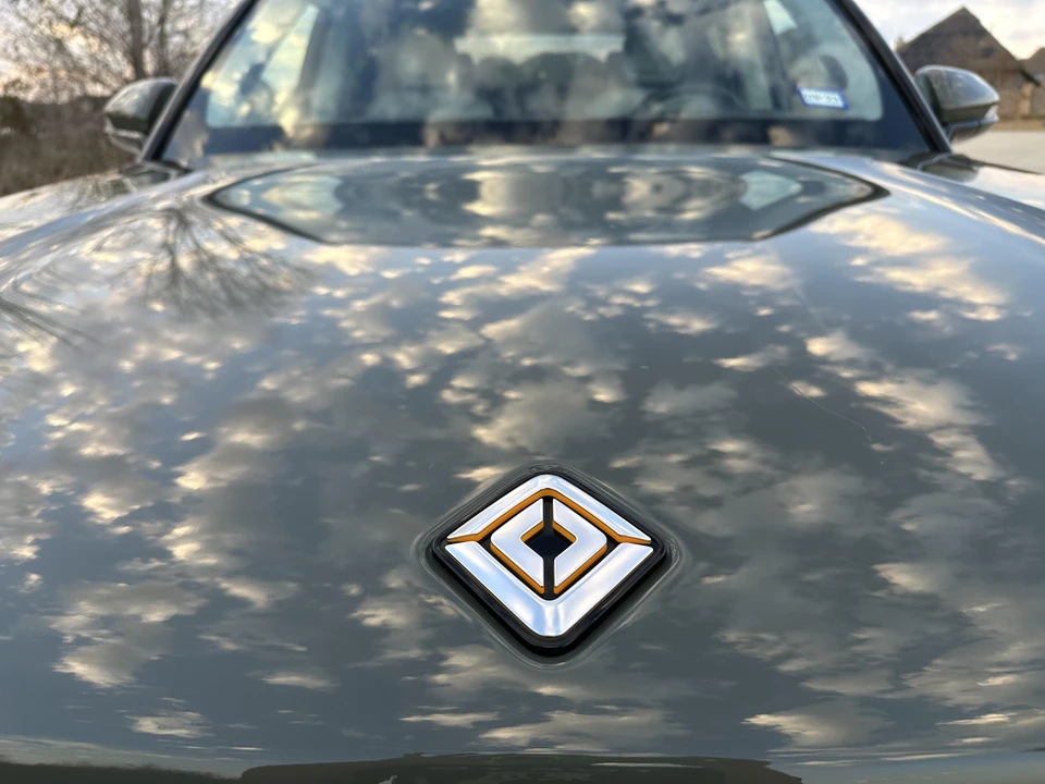 2022 Rivian R1T - Image 15 of 16