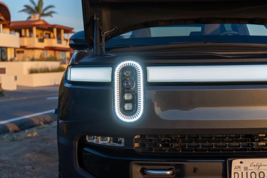 2022 Rivian R1T - Image 14 of 31