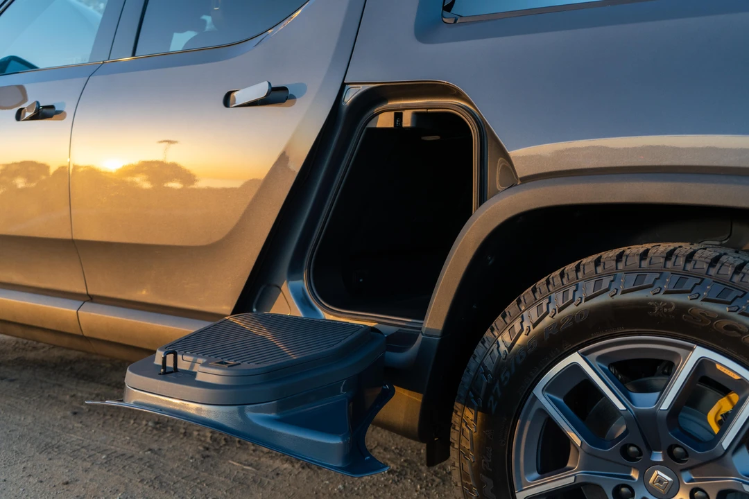 2022 Rivian R1T - Image 21 of 31