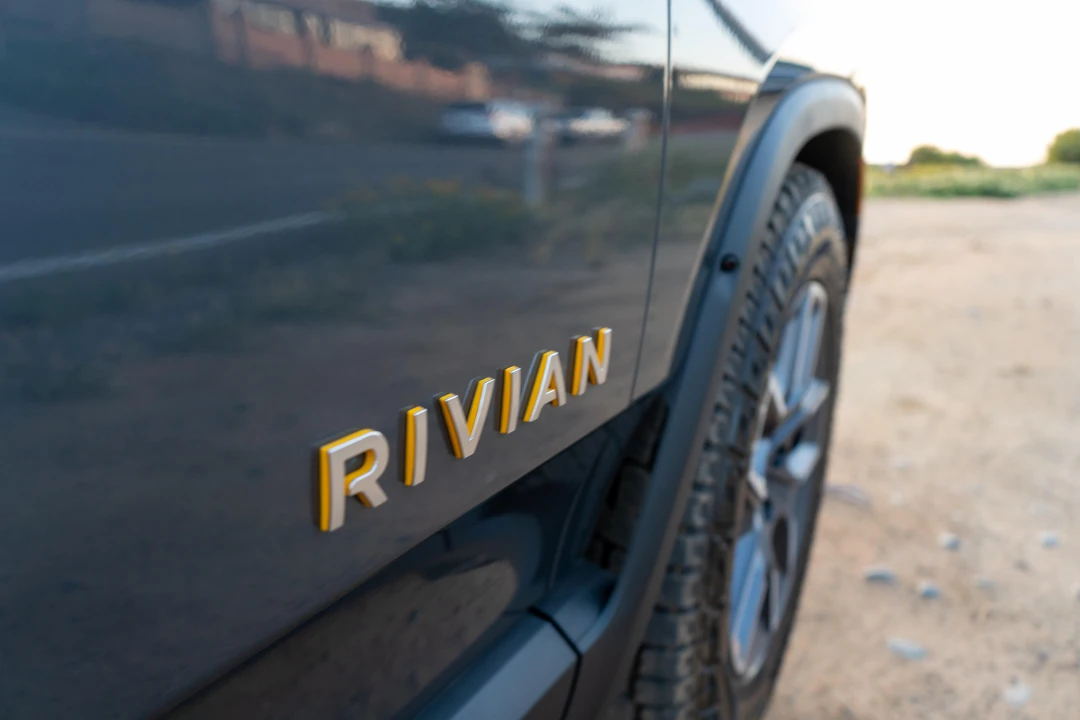 2022 Rivian R1T - Image 31 of 31