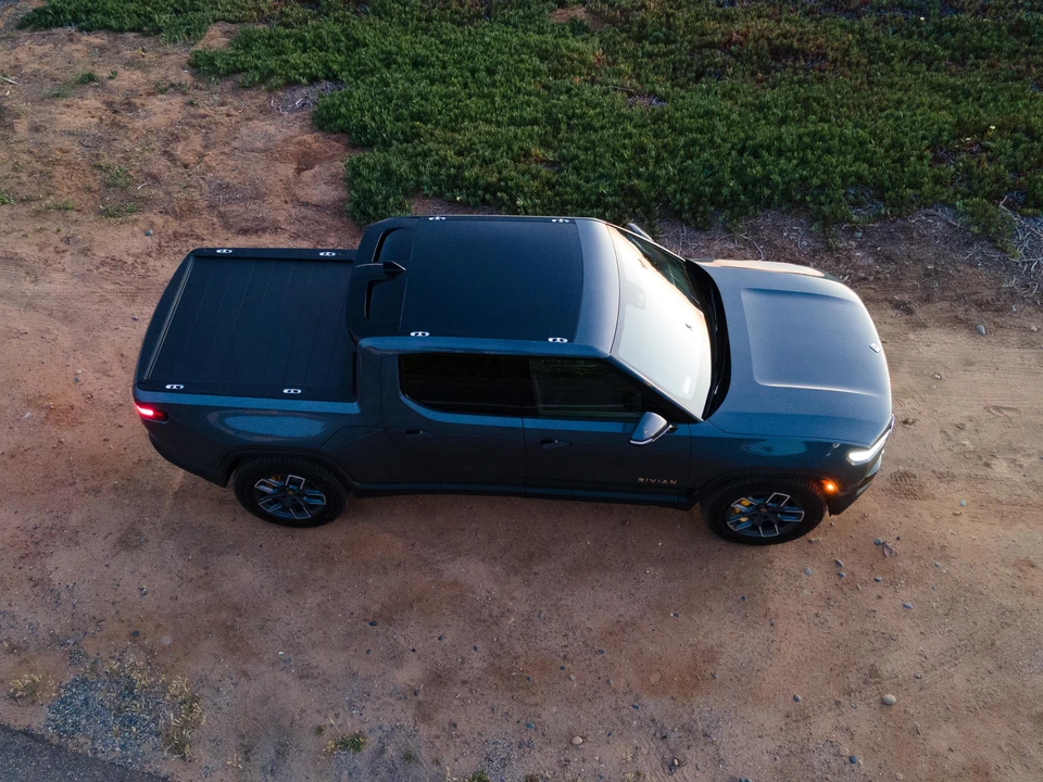 2022 Rivian R1T - Image 13 of 31