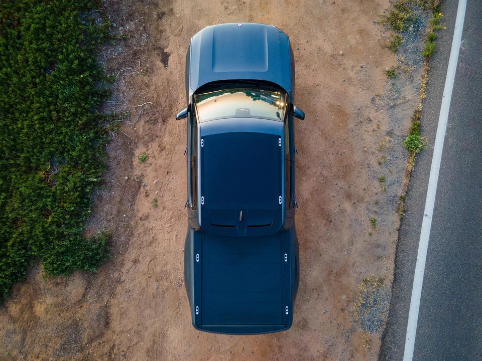 2022 Rivian R1T - Image 12 of 31