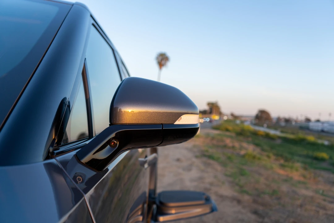 2022 Rivian R1T - Image 17 of 31
