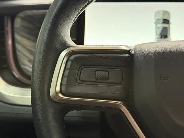 2022 Rivian R1T - Image 18 of 21