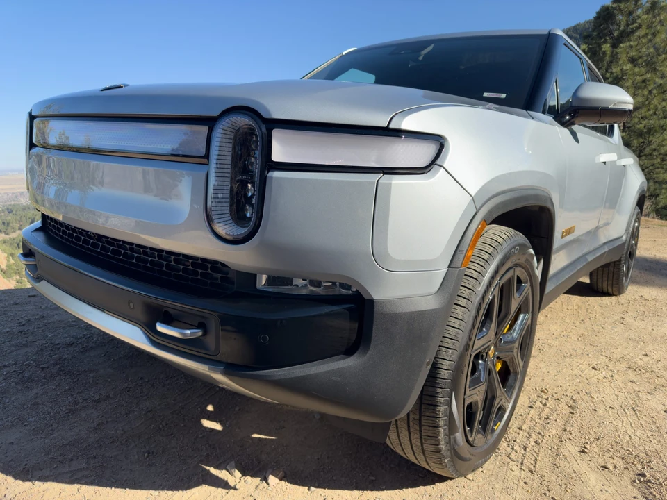 2022 Rivian R1T - Image 27 of 31