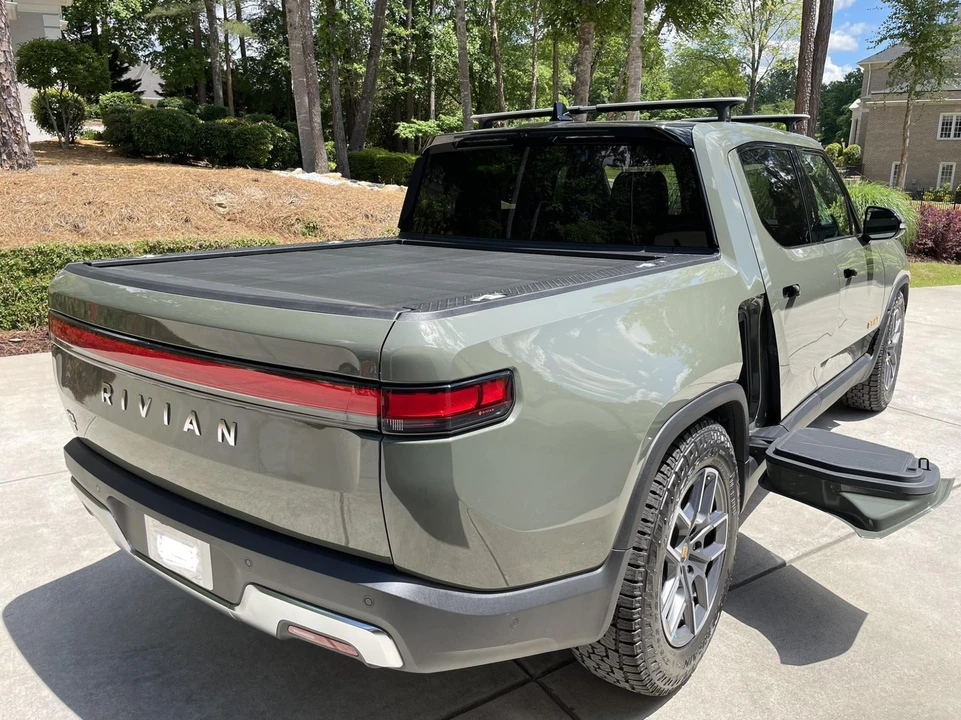 2022 Rivian R1T - Image 20 of 31
