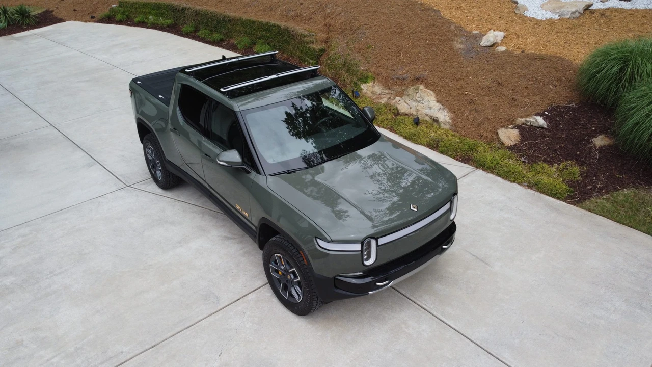 2022 Rivian R1T - Image 6 of 31