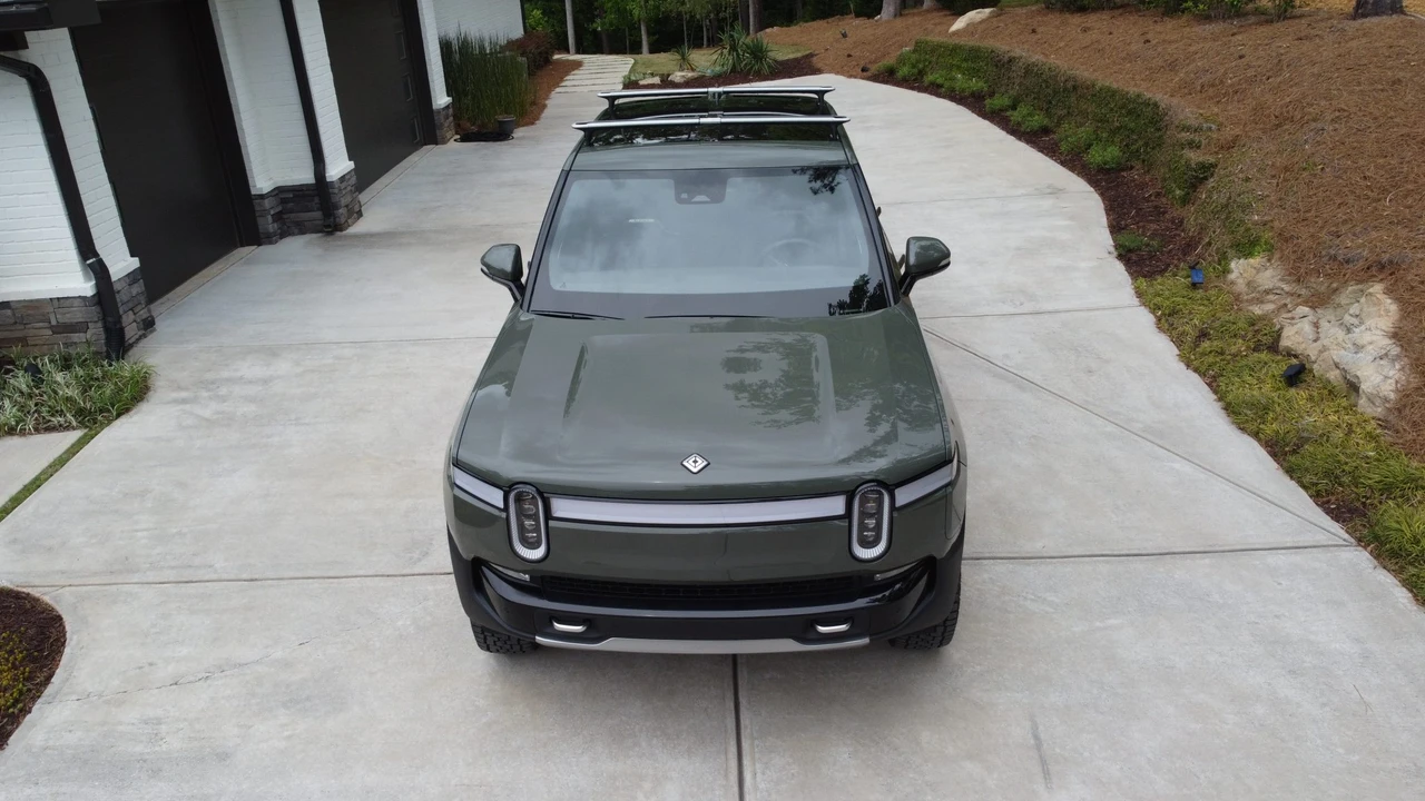 2022 Rivian R1T - Image 5 of 31