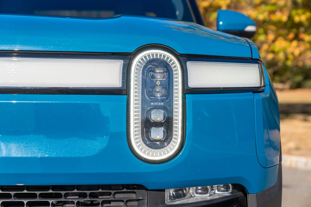 2022 Rivian R1T - Image 31 of 31
