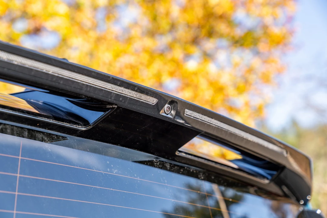 2022 Rivian R1T - Image 27 of 31