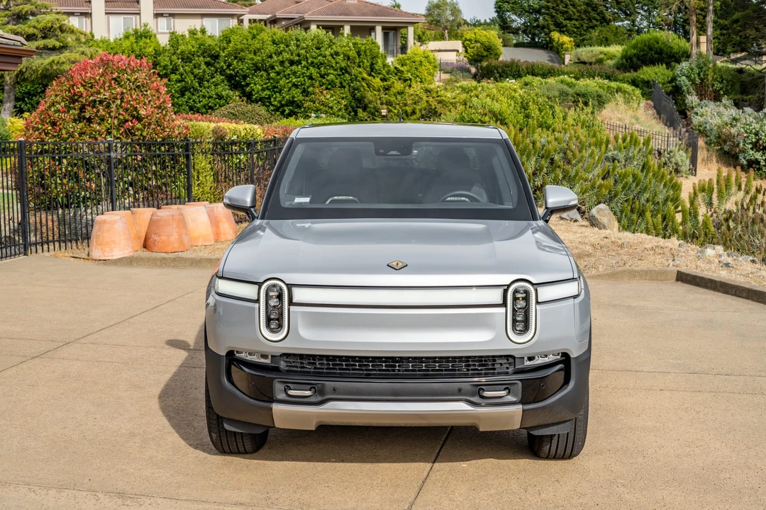 2022 Rivian R1T - Image 23 of 31