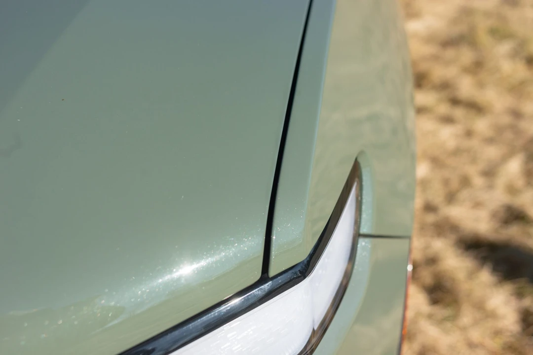 2022 Rivian R1T - Image 16 of 31