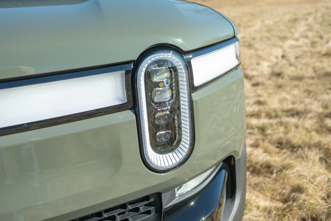2022 Rivian R1T - Image 19 of 31